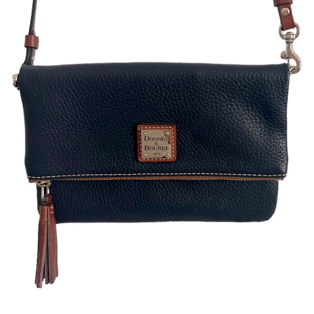 EUC Dooney & Bourke Navy & Brown
Pebble Leather Crossbody Foldover Bag